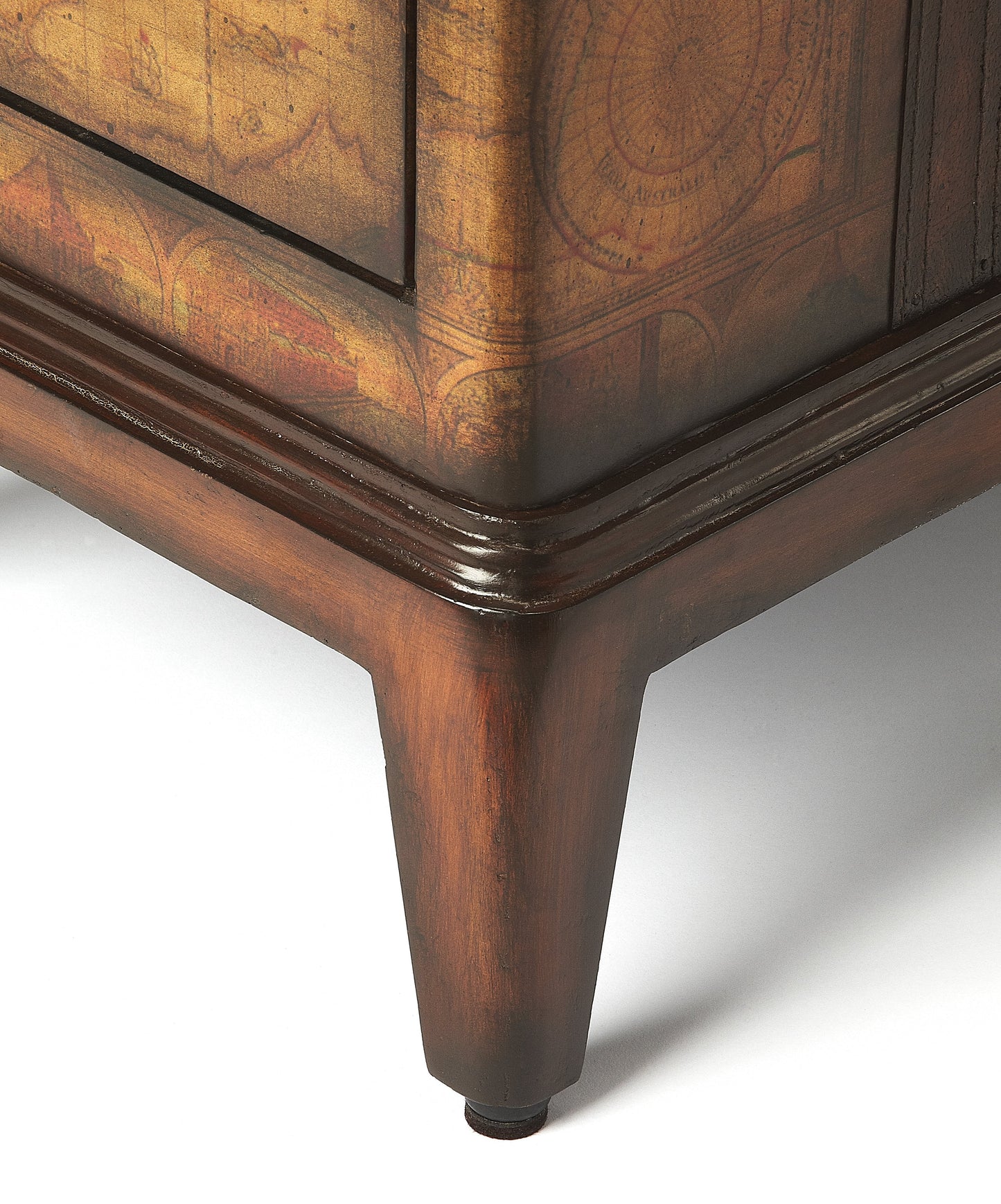 Vasco Old World Map Side Table in Medium Brown  2834070