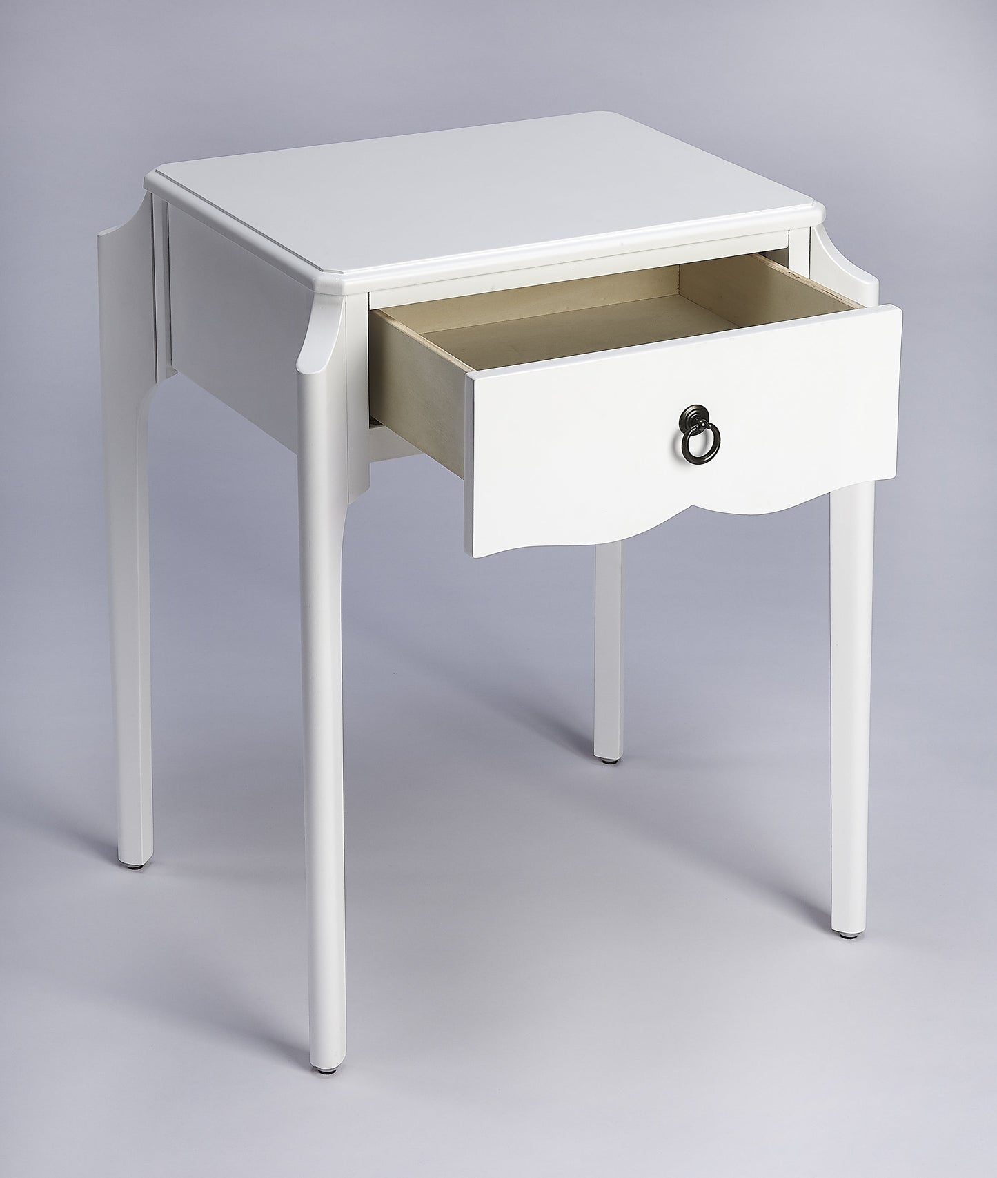 Wilshire  Nightstand in White  5321304