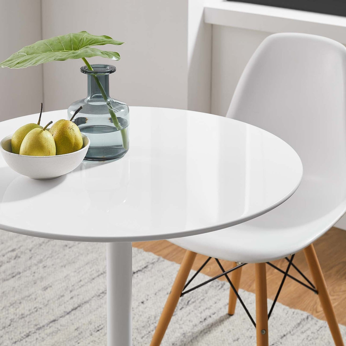 Lippa 28" Round Wood Top Dining Table White EEI-1115-WHI