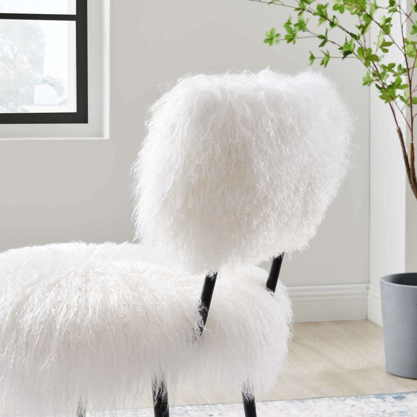 Skylar Sheepskin Chair White EEI-5039-WHI