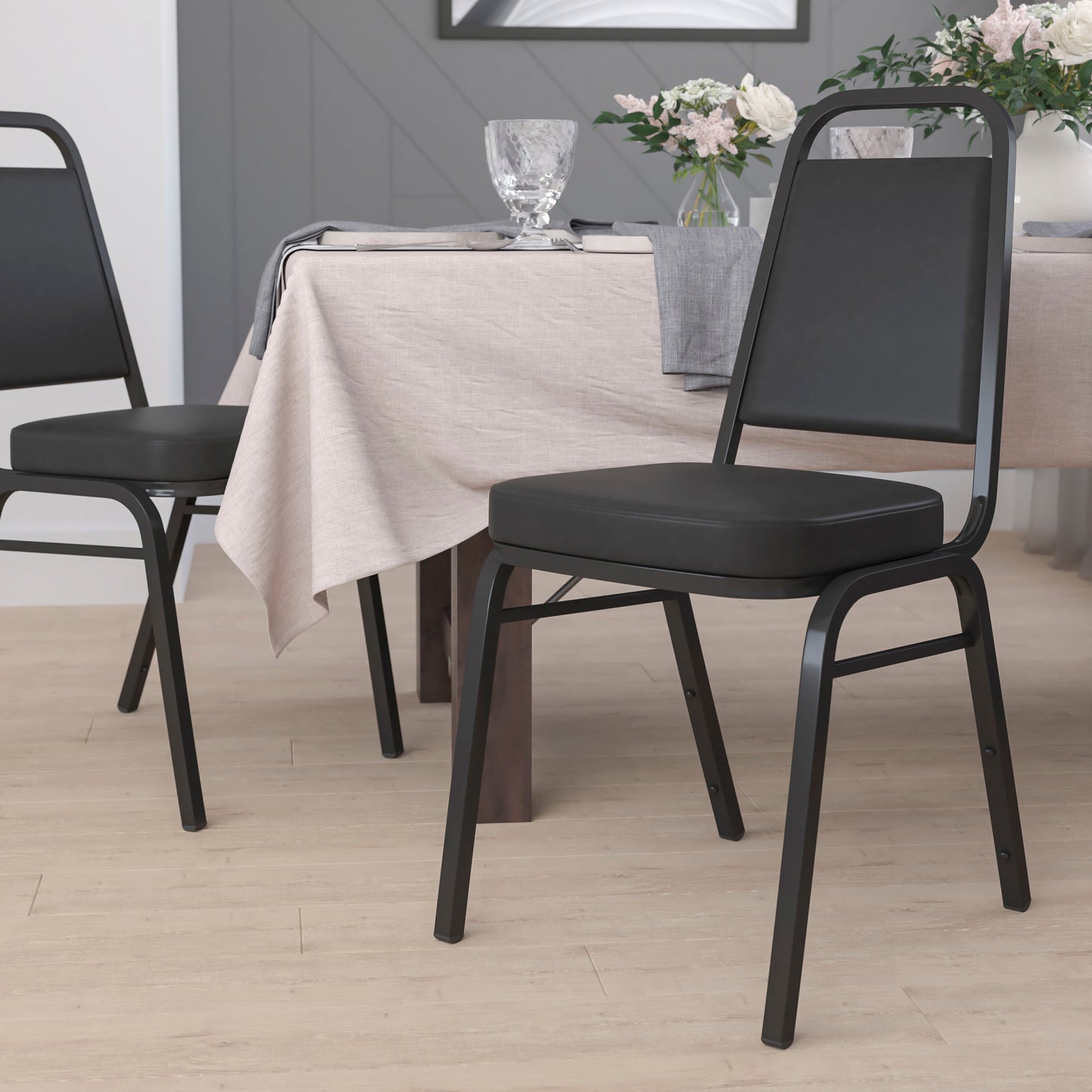 Black Vinyl Banquet Chair FD-BHF-1-GG