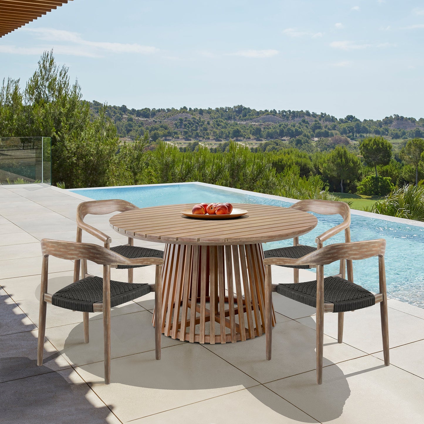 Escondido Outdoor Patio Round Dining Table in Light Eucalyptus Wood