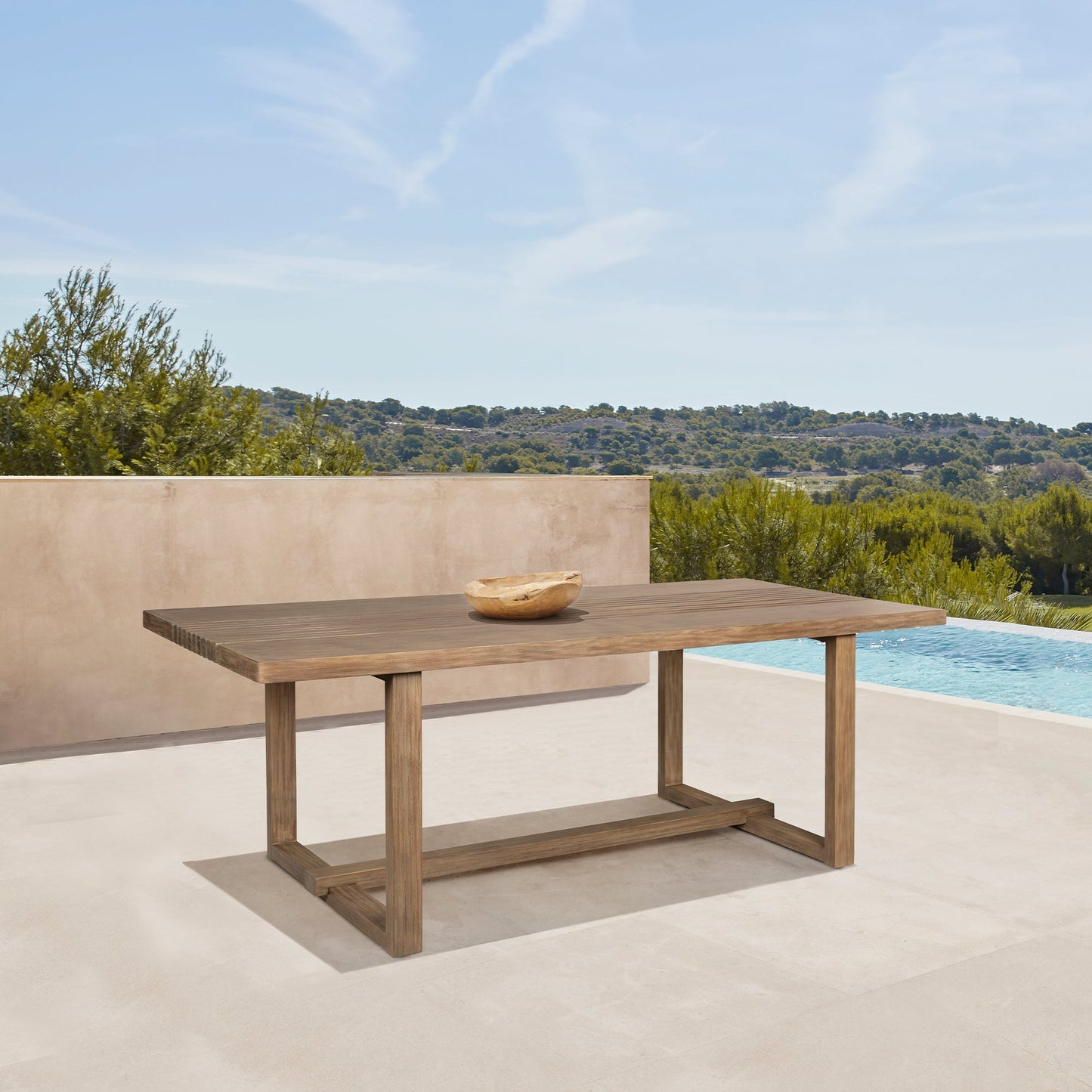 Vivid Outdoor Patio Dining Table in Light Eucalyptus Wood